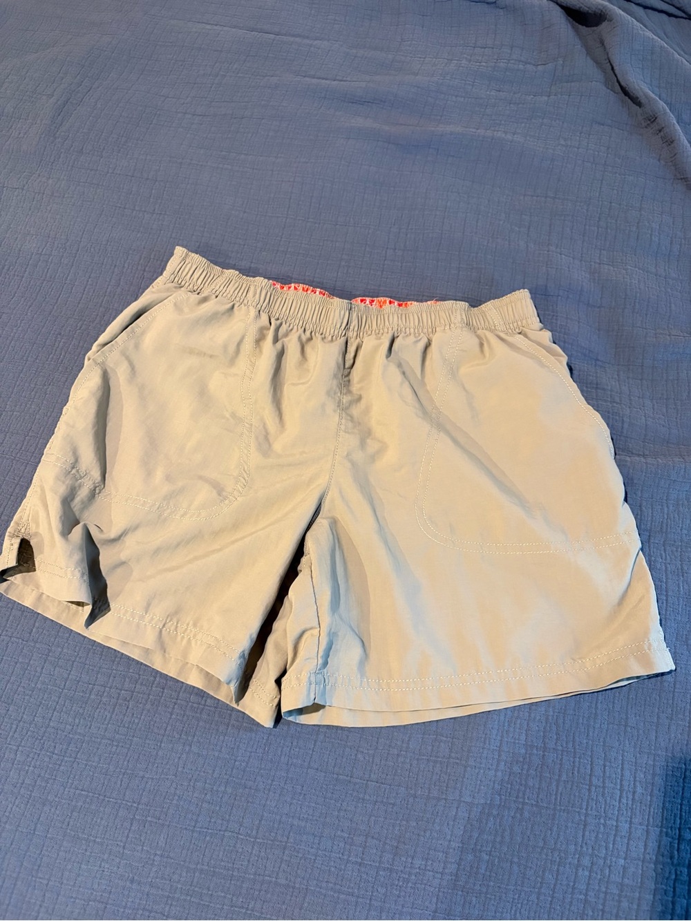 Outdoorsy Columbia Light Khaki Elastic Waist Athletic Shorts